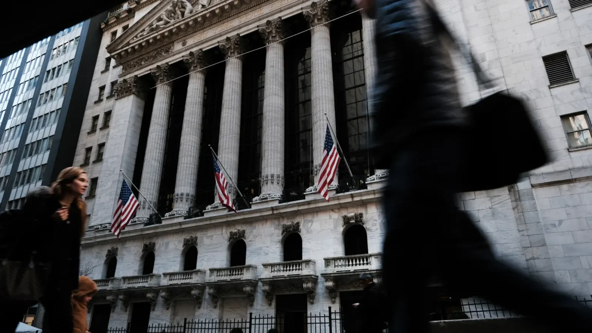 Amgen Refuses to Withdraw Inflammatory Drug Amid FDA Request